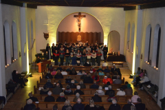 Im-Advent-geben-Blasorchester-und-Choere-ein-tolles-Konzert