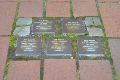 Wir-haben-auch-die-Verantwortung-fuer-einige-Stolpersteine-in-Vechta-uebernommen